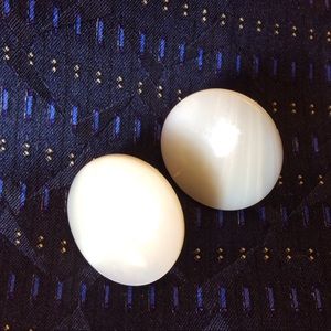 Pearly White Button Stud Earrings